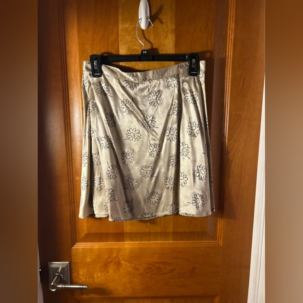 Express Beige Floral Mini Skirt